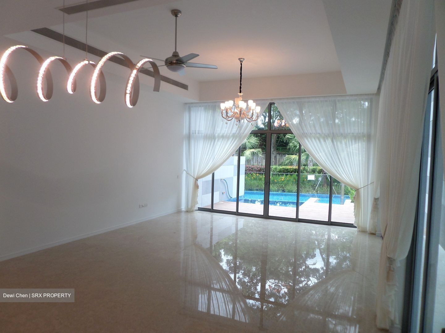 Thomson Grand (D20), Terrace #472431181